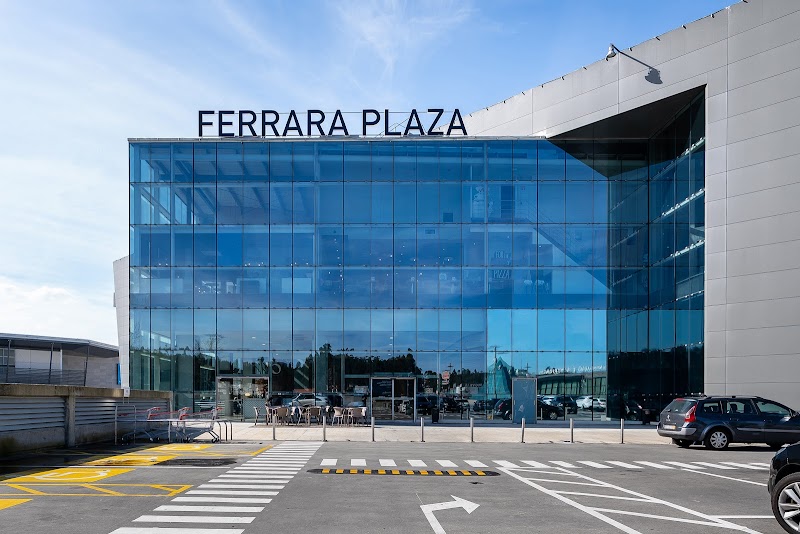 Centro Comercial Ferrara Plaza
