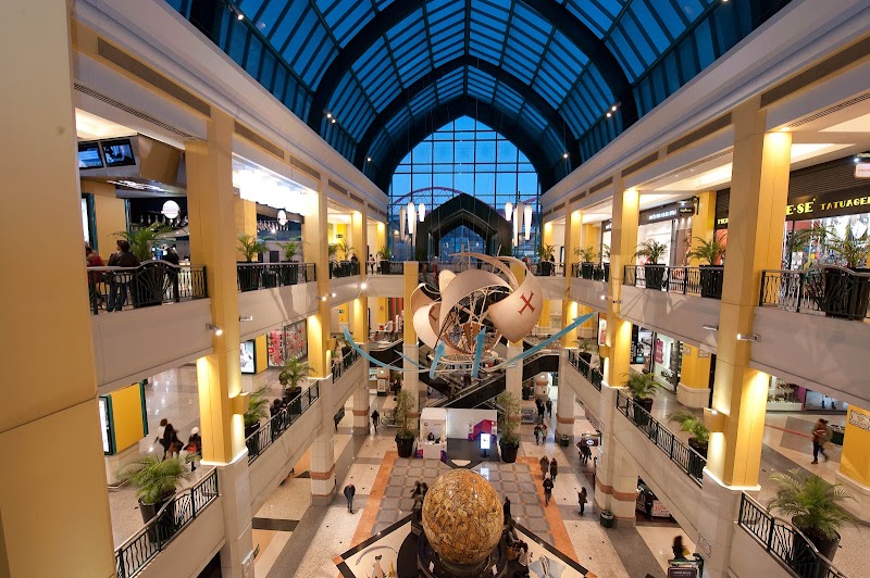 Colombo Shopping Centre