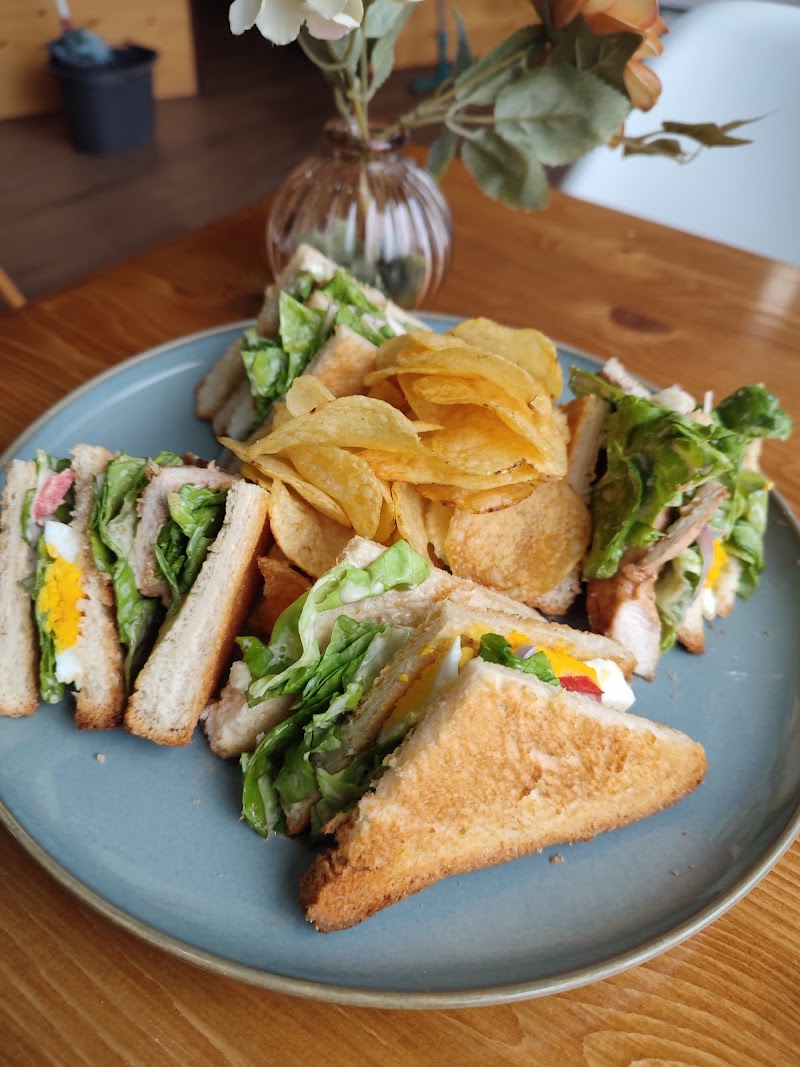 Oli Coffee & brunch